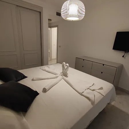 Homelystay - Marbella, Marina Banus Apartamento Marbella