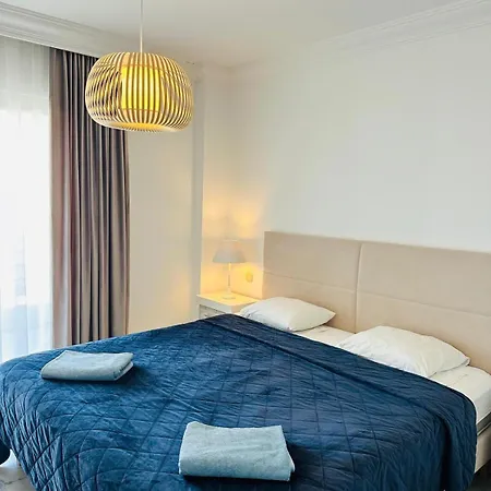 Homelystay - Marbella, Marina Banus Apartment *