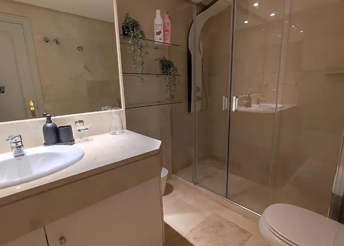 Homelystay - Marbella, Marina Banus
